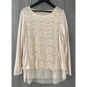 Miracle lace overlay high-low long sleeve top